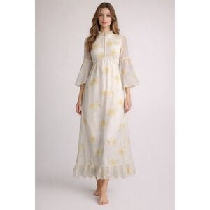 70s Bell Sleeve Maxi Dress XS Union Made Boho Cottagecore Prairie Daisy Print